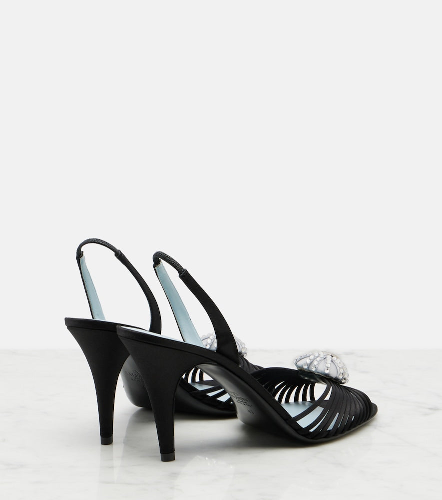 Valentino Garavani Coeur Royal satin slingback sandals in Black - Mid Heel Sandals