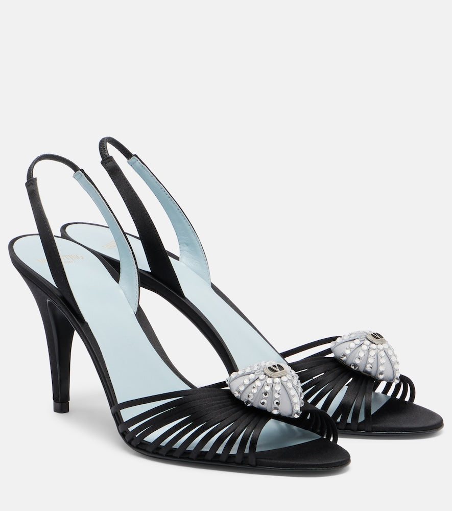 Valentino Garavani Coeur Royal satin slingback sandals in Black - Mid Heel Sandals