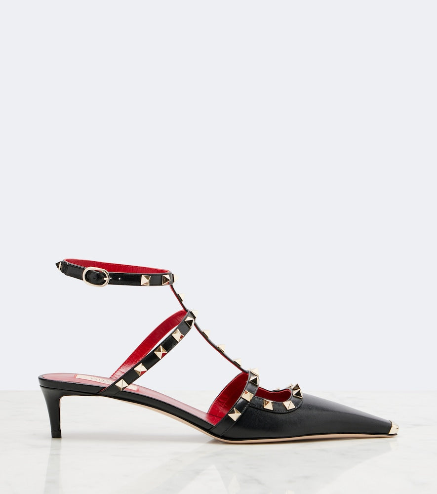 Valentino Garavani Rockstud leather pumps in Black - Mid Heel Pumps