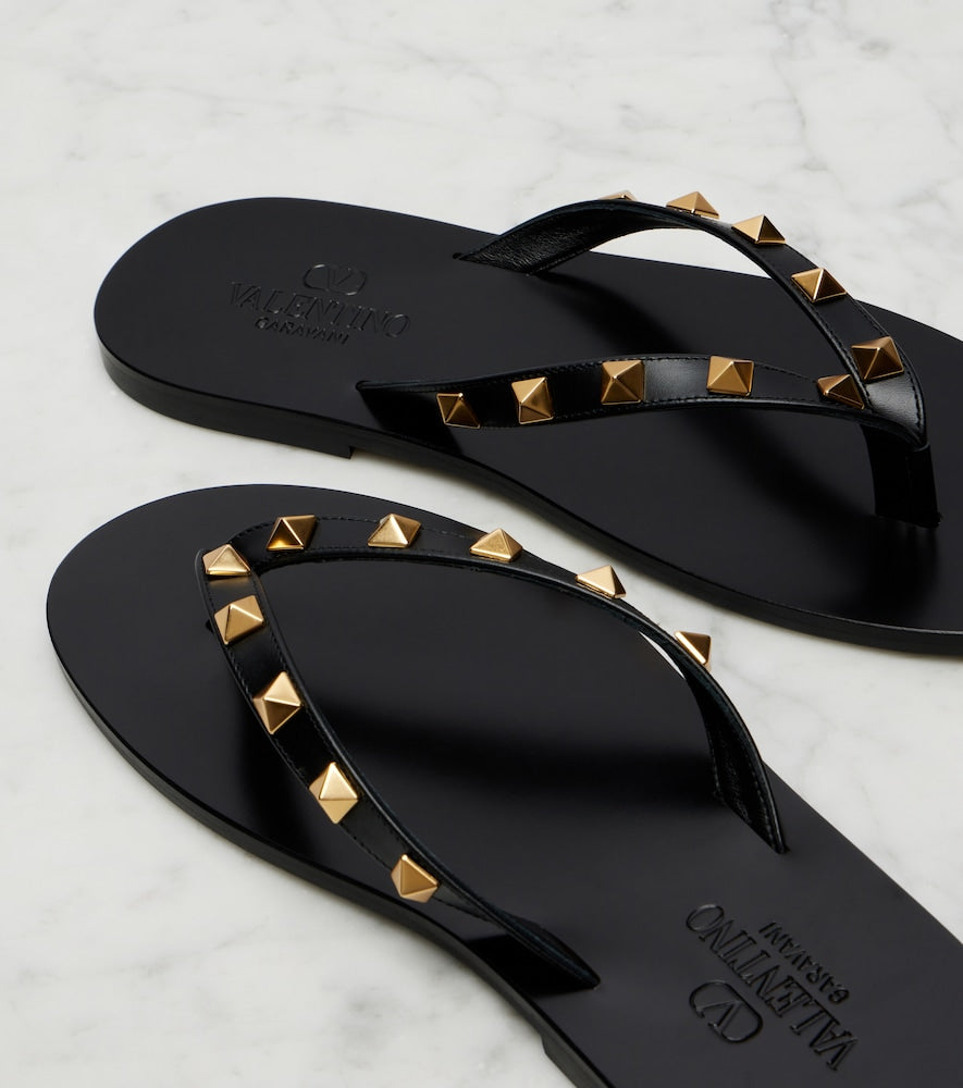 Black Valentino Garavani Rockstud leather thong sandals - Flat Sandals