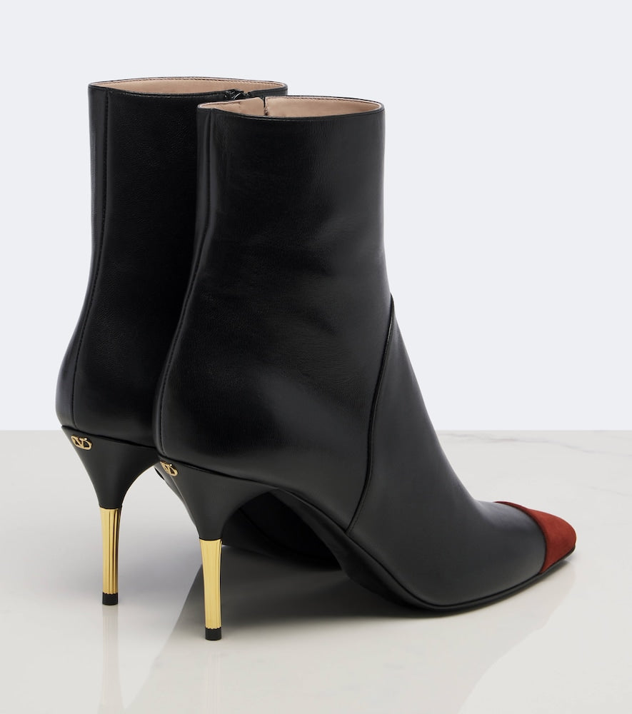 Valentino Garavani Sinead suede-trimmed leather ankle boots (Black) - Mid Heels