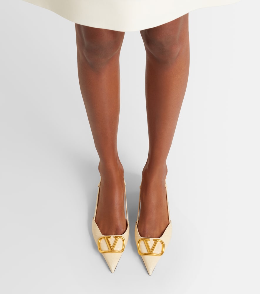 Valentino Garavani VLogo 40 leather slingback pumps (White) - Mid Heel Pumps