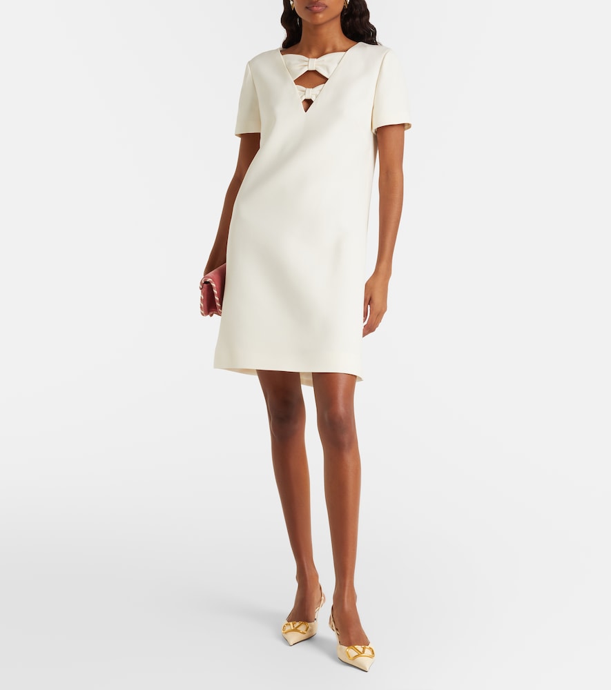 Valentino Garavani VLogo 40 leather slingback pumps (White) - Mid Heel Pumps