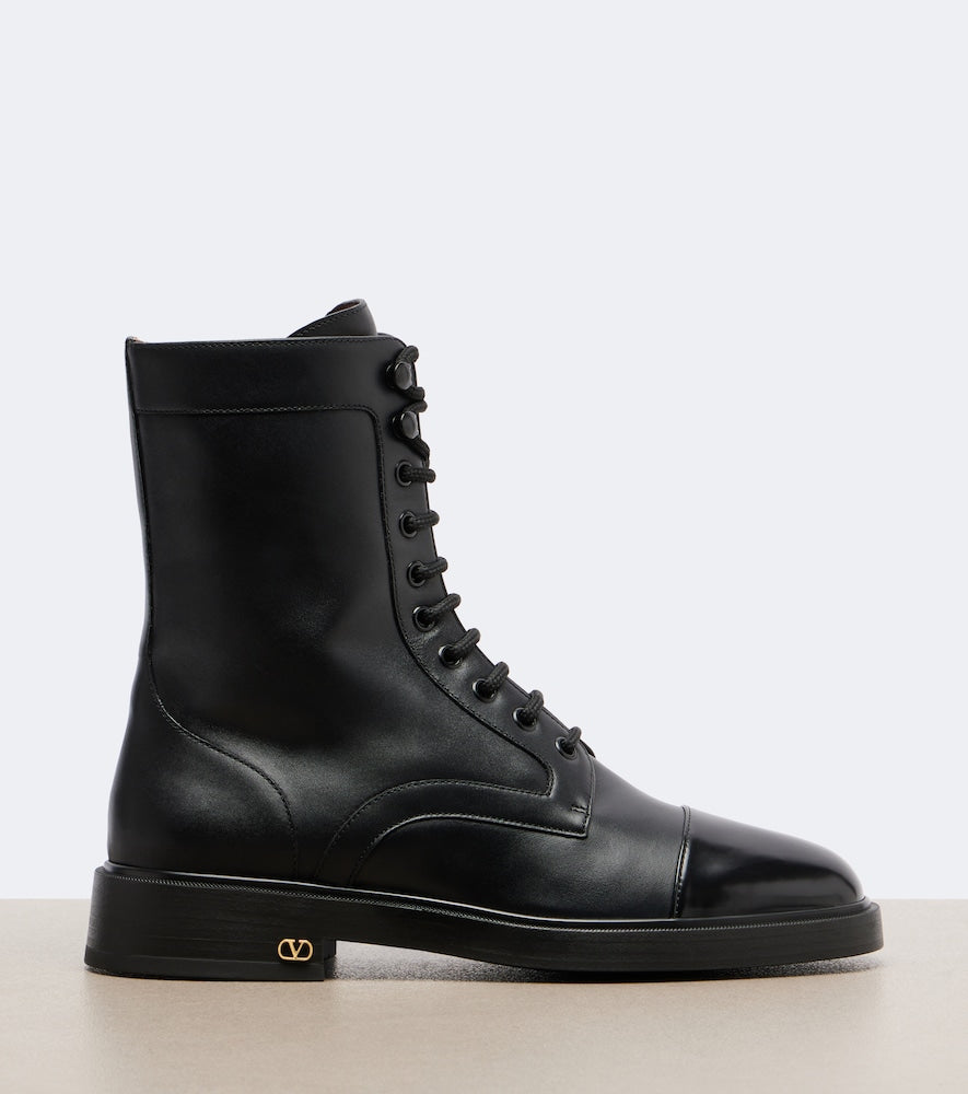Black Valentino Garavani VLogo lace-up leather combat boots - Flat Boots