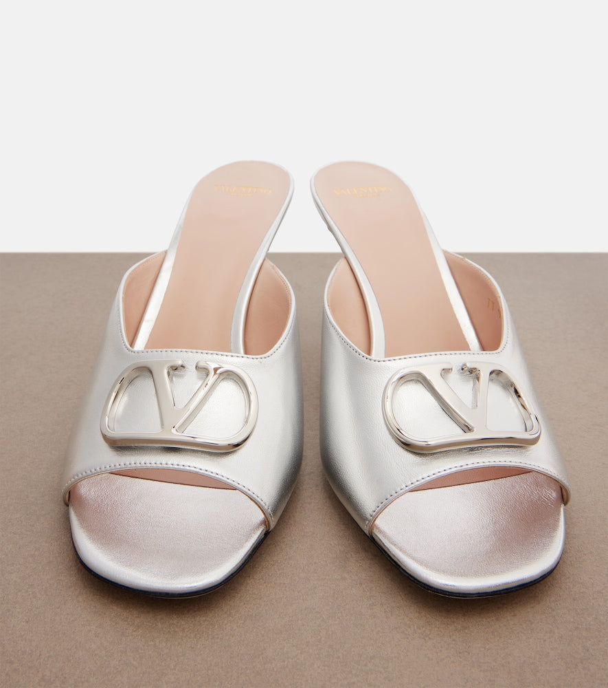Valentino Garavani VLogo metallic leather mules in Silver - Mid Heel Sandals