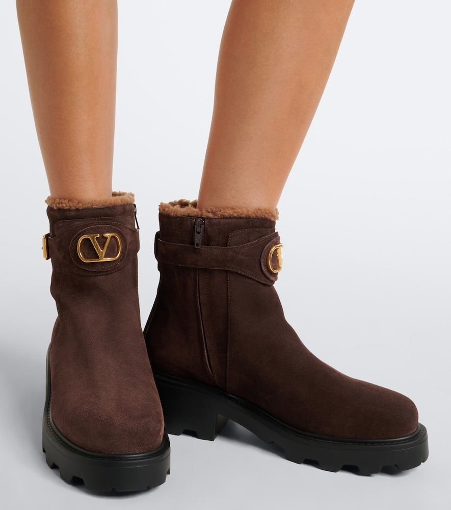 Brown Valentino Garavani VLogo suede ankle boots - Flat Boots