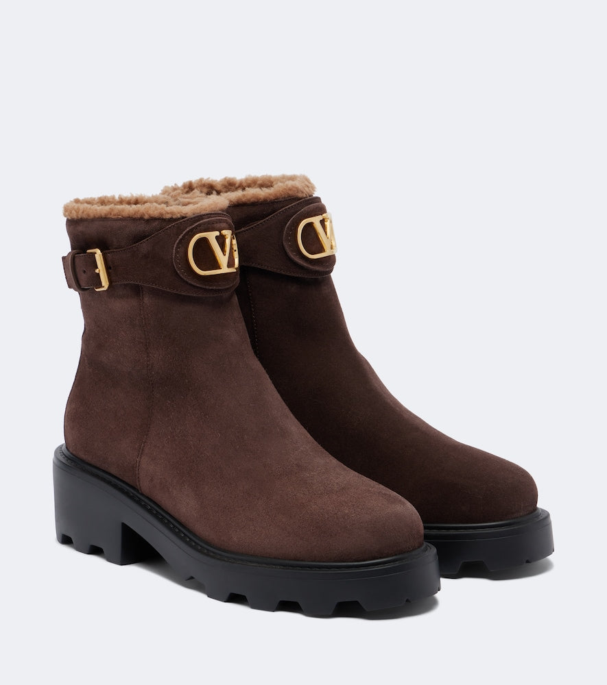 Brown Valentino Garavani VLogo suede ankle boots - Flat Boots