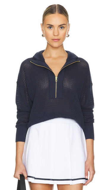 Varley Aurora Half Zip Sweater in Navy - Varley Aurora Pull demi-zippé en bleu marine - Varley Aurora 海军蓝半拉链毛衣 - Varley Aurora Pullover mit halbem Reißverschluss in Marineblau - Varley Aurora 하프 지퍼 스웨터 네이비 색상 - Maglione a mezza zip Varley Aurora in blu scuro