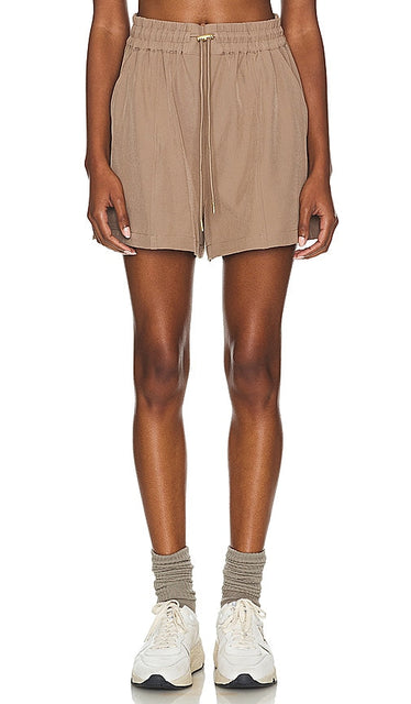 Varley Barket Short in Taupe - Short Varley Barket en taupe - Varley Barket 灰褐色短裤 - Varley Barket Short in Taupe - Varley Barket 쇼츠 - Pantaloncini Varley Barket color talpa