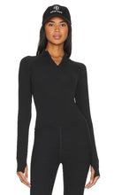Varley Helena Mid Layer in Black - Varley - Couche intermédiaire Helena en noir - Varley Helena 黑色中层外套 - Varley Helena Mittelschicht in Schwarz - Varley Helena 미드 레이어 블랙 색상 - Strato intermedio Varley Helena in nero
