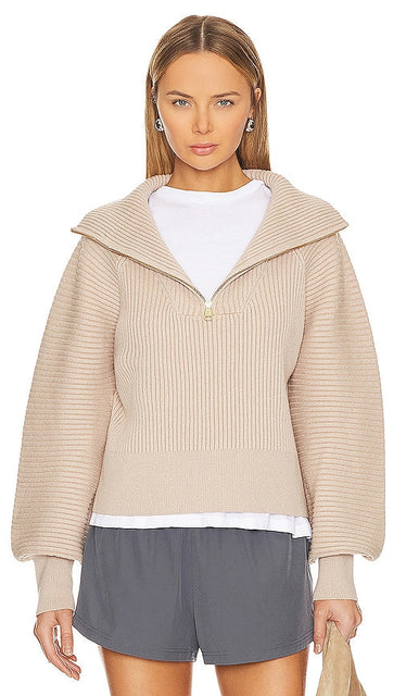 Varley Reid Half Zip Sweater in Beige - Varley Reid Pull demi-zippé en beige - Varley Reid 米色半拉链毛衣 - Varley Reid Pullover mit halbem Reißverschluss in Beige - Varley Reid 하프 지퍼 스웨터베이지 색상 - Maglione a mezza zip Varley Reid in beige