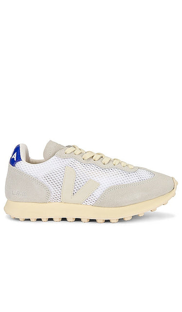 Veja Rio Branco Light Sneaker in Grey - Baskets légères Veja Rio Branco en gris - Veja Rio Branco 灰色轻便运动鞋 - Veja Rio Branco Light Sneaker in Grau - Veja Rio Branco 라이트 스니커즈그레이 색상 - Sneaker leggera Veja Rio Branco in grigio