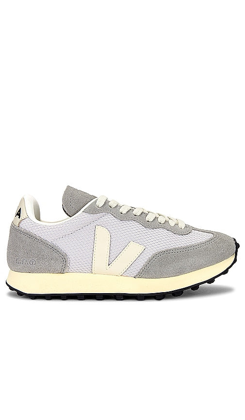 Veja Rio Branco Sneaker in Light Grey - Baskets Veja Rio Branco en gris clair - Veja Rio Branco 浅灰色运动鞋 - Veja Rio Branco Sneaker in Hellgrau - Veja Rio Branco 스니커즈라이트 그레이 색상 - Sneaker Veja Rio Branco di colore grigio chiaro
