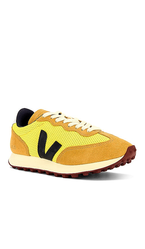 Veja Rio Branco Sneaker in Yellow