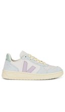 Veja V-10 Sneaker in Baby Blue - Baskets Veja V-10 en bleu bébé - Veja V-10 淡蓝色运动鞋 - Veja V-10 Sneaker in Babyblau - Veja V-10 스니커즈베이비 블루 색상 - Sneaker Veja V-10 in celeste