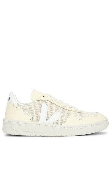Veja V-10 Sneaker in Beige - Baskets Veja V-10 en beige - Veja V-10 米色运动鞋 - Veja V-10 Sneaker in Beige - Veja V-10 스니커즈베이지 색상 - Sneaker Veja V-10 in beige