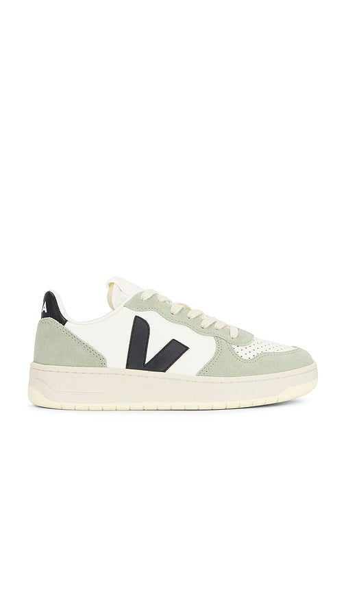 Veja V-10 Sneaker in Green | Pure & Black & Clay Low Top Sneakers for Women