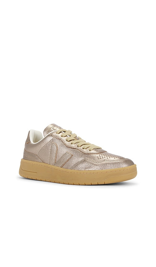 Veja V-90 Sneaker in Metallic Bronze