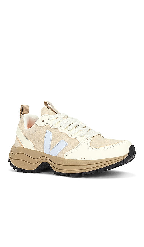 Veja Venturi Sneaker in Tan