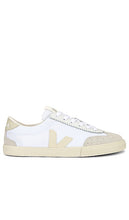 Veja Volley Sneaker in White - Baskets Veja Volley en blanc - Veja Volley 白色运动鞋 - Veja Volley Sneaker in Weiß - VEJA 발리 스니커즈화이트 색상 - Sneaker Veja Volley in bianco