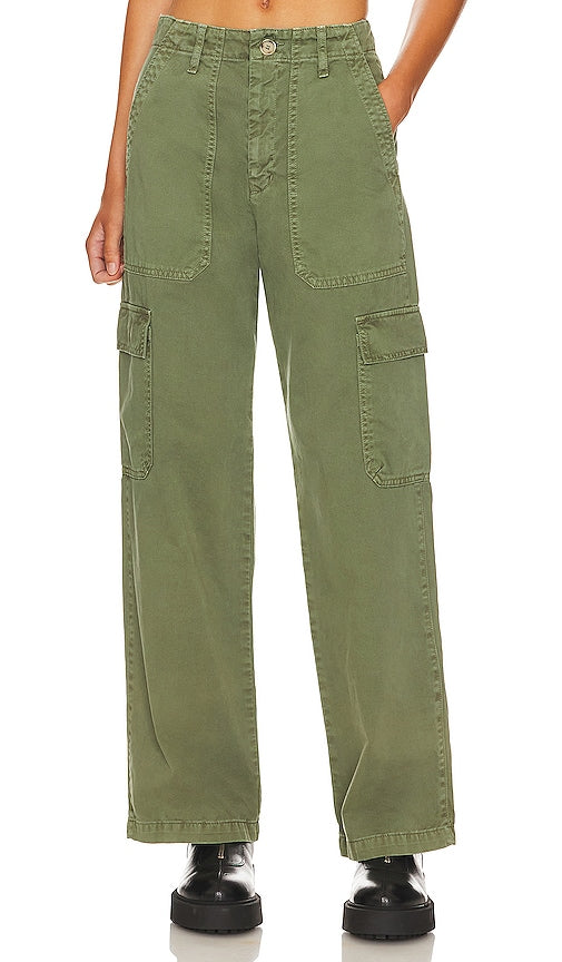 Velvet by Graham & Spencer Makayla Cargo Pants in Green - Velvet by Graham & Spencer - Pantalon cargo Makayla en vert - Graham & Spencer Makayla 绿色天鹅绒工装裤 - Velvet by Graham & Spencer Makayla Cargohose in Grün - Velvet by Graham & Spencer Makayla 카고 팬츠 - Pantaloni cargo Makayla in velluto di Graham & Spencer in verde