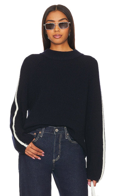 Velvet by Graham & Spencer Teagan Sweater in Navy - Velvet by Graham & Spencer Teagan Pull en Bleu Marine - Graham & Spencer Teagan 海军蓝天鹅绒毛衣 - Velvet by Graham & Spencer Teagan Pullover in Marineblau - Velvet by Graham & Spencer Teagan 스웨터 - Maglione Teagan in velluto di Graham & Spencer in blu scuro
