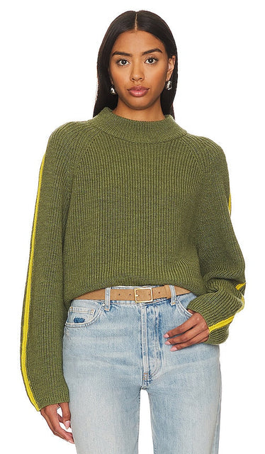Velvet by Graham & Spencer Teagan Sweater in Olive - Velvet by Graham & Spencer Teagan Pull en Olive - Graham & Spencer Teagan 橄榄色天鹅绒毛衣 - Teagan-Pullover aus Samt von Graham & Spencer in Oliv - Velvet by Graham & Spencer Teagan 스웨터 올리브 색상 - Maglione Teagan in velluto di Graham & Spencer in verde oliva