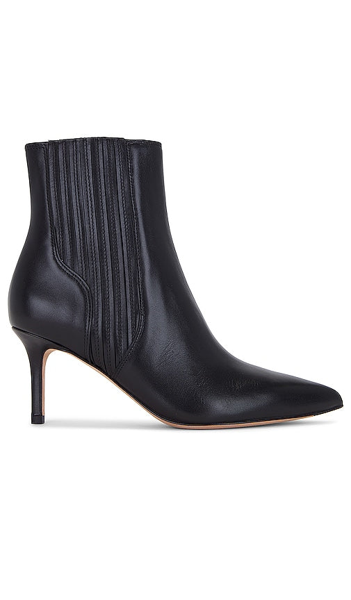 Veronica Beard Lisa 70 Bootie in Black - Veronica Beard - Bottines Lisa 70 en noir - Veronica Beard Lisa 70 黑色短靴 - Veronica Beard Lisa 70 Bootie in Schwarz - Veronica Beard 리사 70 부티 블랙 색상 - Stivaletto Veronica Beard Lisa 70 in nero
