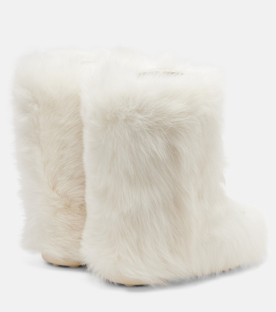 Versace Shearling boots