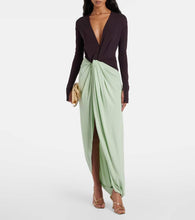 Victoria Beckham Knot-detail jersey gown