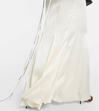 Victoria Beckham Lace-trimmed satin gown