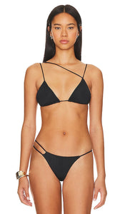 Vix Swimwear Nara Bikini Top in Black - Vix maillots de bain Nara haut de bikini en noir - Vix Swimwear Nara 黑色比基尼上衣 - Vix Bademode Nara Bikinioberteil in Schwarz - Vix Swimming Nara 비키니 탑 블랙 색상 - Top bikini Nara dello swimwear Vix in nero