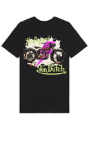 Von Dutch Biker Shop Graphic Tee in Black - Von Dutch Biker Shop - T-shirt graphique - Noir - Von Dutch Biker Shop 黑色图案 T 恤 - Von Dutch Biker Shop Grafik-T-Shirt in Schwarz - Von Dutch Biker Shop 그래픽 티셔츠 블랙 색상 - T-shirt grafica Von Dutch Biker Shop in nero