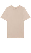 WAO The Standard Tee in Tan - WAO Le t-shirt standard en beige - WAO 棕褐色标准 T 恤 - WAO Das Standard-T-Shirt in Hellbraun - WAO THE STANDARD 티셔츠 - WAO La maglietta standard in marrone chiaro