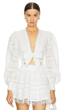 Waimari Zima Top in White - Haut Waimari Zima en blanc - Waimari Zima 白色上衣 - Waimari Zima Top in Weiß - Waimari ZIMA 탑 - Top Waimari Zima in bianco