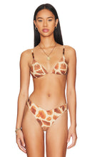 WeWoreWhat Beaded Cooper Bikini Top in Rust - WeWoreWhat - Haut de bikini Cooper perlé - Rouille - WeWoreWhat 铁锈色珠饰 Cooper 比基尼上衣 - WeWoreWhat Perlenbesetztes Cooper-Bikinioberteil in Rost - WeWoreWhat 비즈 쿠퍼 비키니 탑 - WeWoreWhat Top bikini Cooper con perline color ruggine