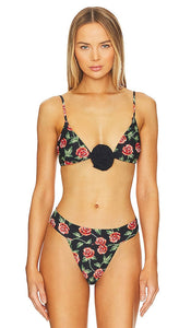 WeWoreWhat Cooper Bikini Top in Black - WeWoreWhat - Haut de bikini Cooper en noir - WeWoreWhat Cooper 黑色比基尼上衣 - WeWoreWhat Cooper Bikinioberteil in Schwarz - WeWoreWhat 쿠퍼 비키니 탑블랙 색상 - Top bikini WeWoreWhat Cooper in nero