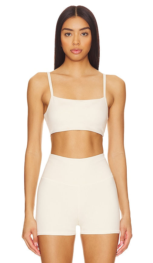 WellBeing + BeingWell FlowWell Saylor Sports Bra in White - WellBeing + BeingWell - FlowWell - Soutien-gorge de sport Saylor - Blanc - WellBeing + BeingWell FlowWell Saylor 白色运动文胸 - WellBeing + BeingWell FlowWell Saylor Sport-BH in Weiß - WellBeing + BeingWell FlowWell Saylor 스포츠 브라 화이트 색상 - Benessere + EssereWell FlowWell Reggiseno sportivo Saylor in bianco