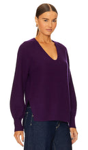 White + Warren Blouson Sleeve V-neck in Purple
