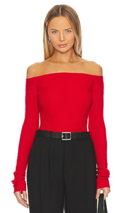 White + Warren Cashmere Off Shoulder Top in Red - Haut à épaules dénudées en cachemire White + Warren en rouge - 白色 + Warren 红色羊绒露肩上衣 - Schulterfreies Top aus Kaschmir von White + Warren in Rot - White + Warren 캐시미어 오프 숄더 탑레드 색상 - Top con spalle scoperte in cashmere bianco + Warren in rosso
