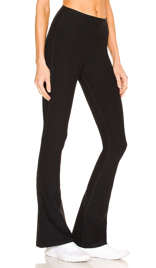 YEAR OF OURS Freestyle Legging in Black