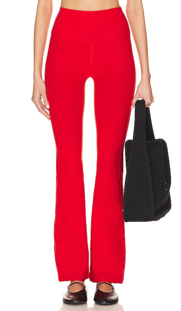 YEAR OF OURS Freestyle Legging in Red - Legging Freestyle YEAR OF OURS en rouge - YEAR OF OURS 红色 Freestyle 打底裤 - YEAR OF OURS Freestyle-Leggings in Rot - YEAR OF OURS 프리스타일 레깅스 레드 색상 - ANNO DEI NOSTRI Legging Freestyle in rosso