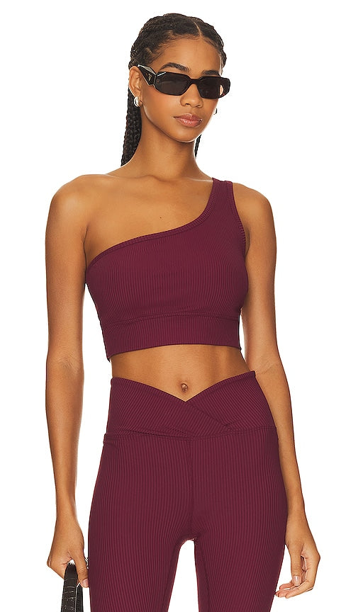 YEAR OF OURS Ribbed 54 Sports Bra in Burgendy - Soutien-gorge de sport côtelé 54 YEAR OF OURS en bordeaux - YEAR OF OURS 酒红色罗纹 54 运动文胸 - YEAR OF OURS Gerippter 54-Sport-BH in Burgunderrot - YEAR OF OURS 리브드 54 스포츠 브라, 버겐디 색상 - ANNO DEL NOSTRO Reggiseno sportivo 54 a costine in Borgogna