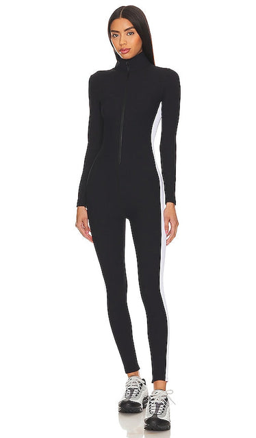 YEAR OF OURS Thermal Ski Onesie in Black - Combinaison de ski thermique YEAR OF OURS en noir - YEAR OF OURS 黑色保暖滑雪连体衣 - YEAR OF OURS Thermo-Ski-Einteiler in Schwarz - YEAR OF OURS 써멀 스키 원피스 블랙 색상 - ANNO DEL NOSTRO Tutina termica da sci in nero