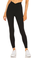 YEAR OF OURS Veronica Ribbed Legging in Black - YEAR OF OURS - Legging côtelé Veronica en noir - YEAR OF OURS Veronica 黑色罗纹打底裤 - JAHR UNSERER gerippten Veronica-Leggings in Schwarz - YEAR OF OURS 베로니카 리브드 레깅스 블랙 색상 - ANNO DEI NOSTRI Leggings a coste Veronica in nero