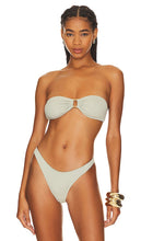 YEVRAH SWIM Cannes Bandeau Bikini Top in Grey - Haut de bikini bandeau Cannes YEVRAH SWIM en gris - YEVRAH SWIM Cannes 灰色抹胸比基尼上衣 - YEVRAH SWIM Cannes Bandeau-Bikinioberteil in Grau - YEVRAH SWIM Cannes Bandeau 비키니 탑 그레이 색상 - Top bikini a fascia YEVRAH SWIM Cannes in grigio