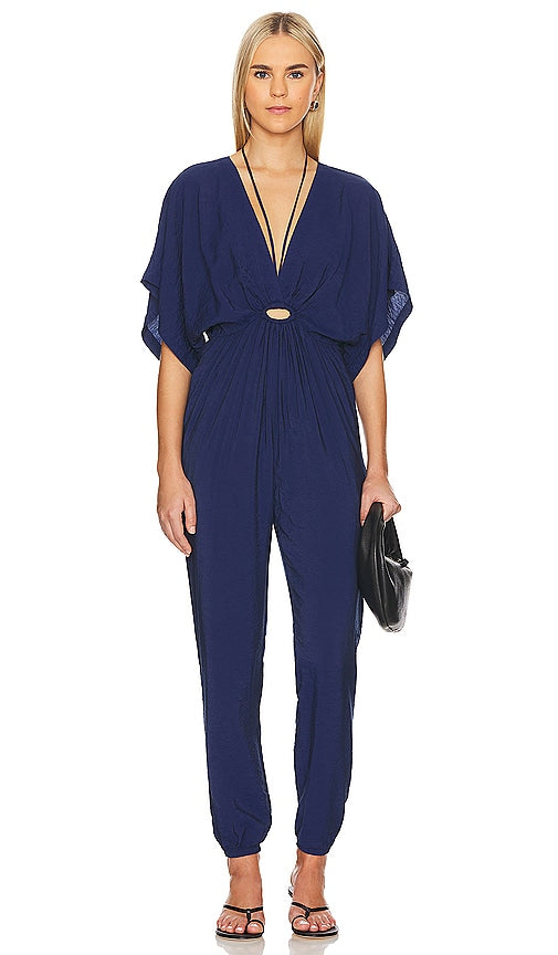 Young, Fabulous & Broke Norma Jumpsuit in Navy - Combinaison Norma Young, Fabulous & Broke en bleu marine - 年轻、美丽、破烂的 Norma 海军蓝连身裤 - Young, Fabulous & Broke Norma Jumpsuit in Marineblau - Young, Fabulous & Broke Norma 점프수트 - Tuta Norma giovane, favolosa e rotta in blu marino