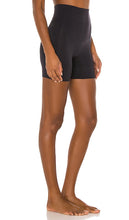 Yummie Bria No Roll Short in Black