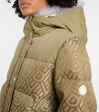 Yves Salomon Logo shearling-trimmed down jacket