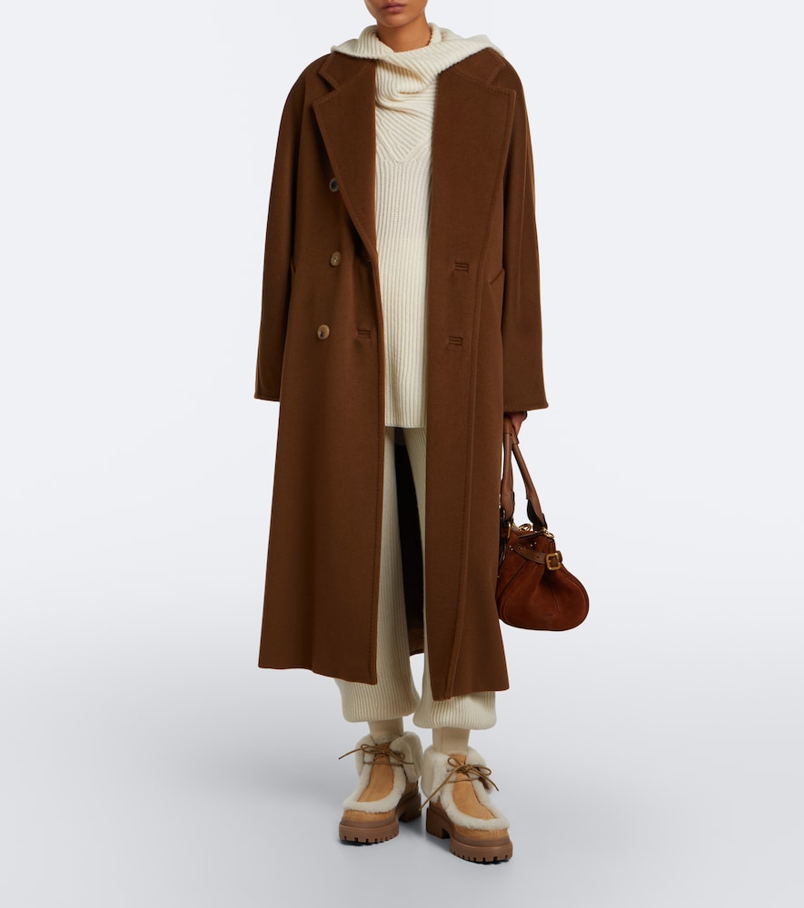 Yves Salomon Shearling-lined suede ankle boots (Beige) - Flat Boots